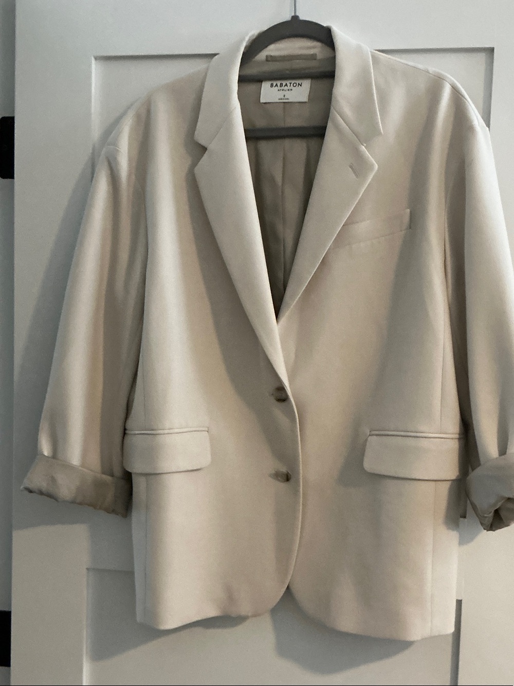 Aritzia Cream Relaxed-Fit Blazer